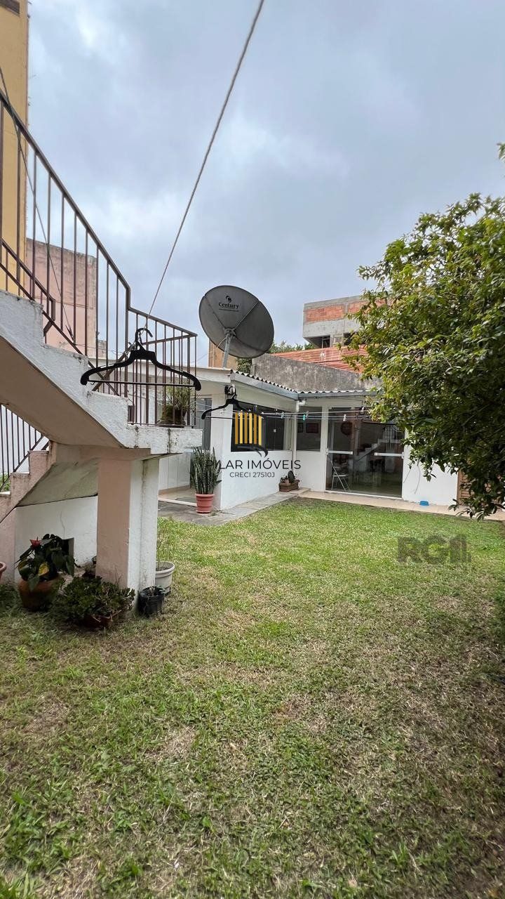 Apartamentos com 5 quartos, 2 suítes, 4 vagas de garagem, no bairro Santana, Porto Alegre/RS