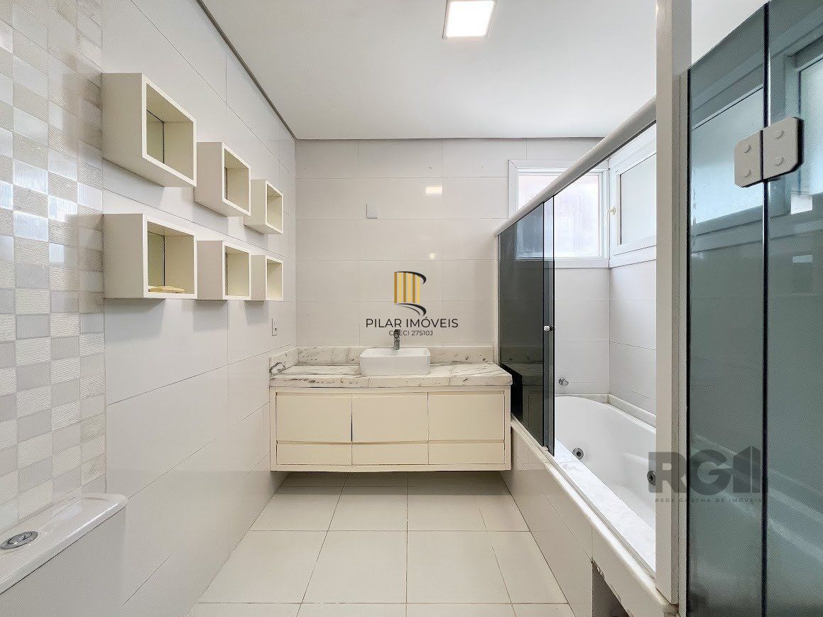 Casa Condominio 3 Dormitório(s) Bairro Querência