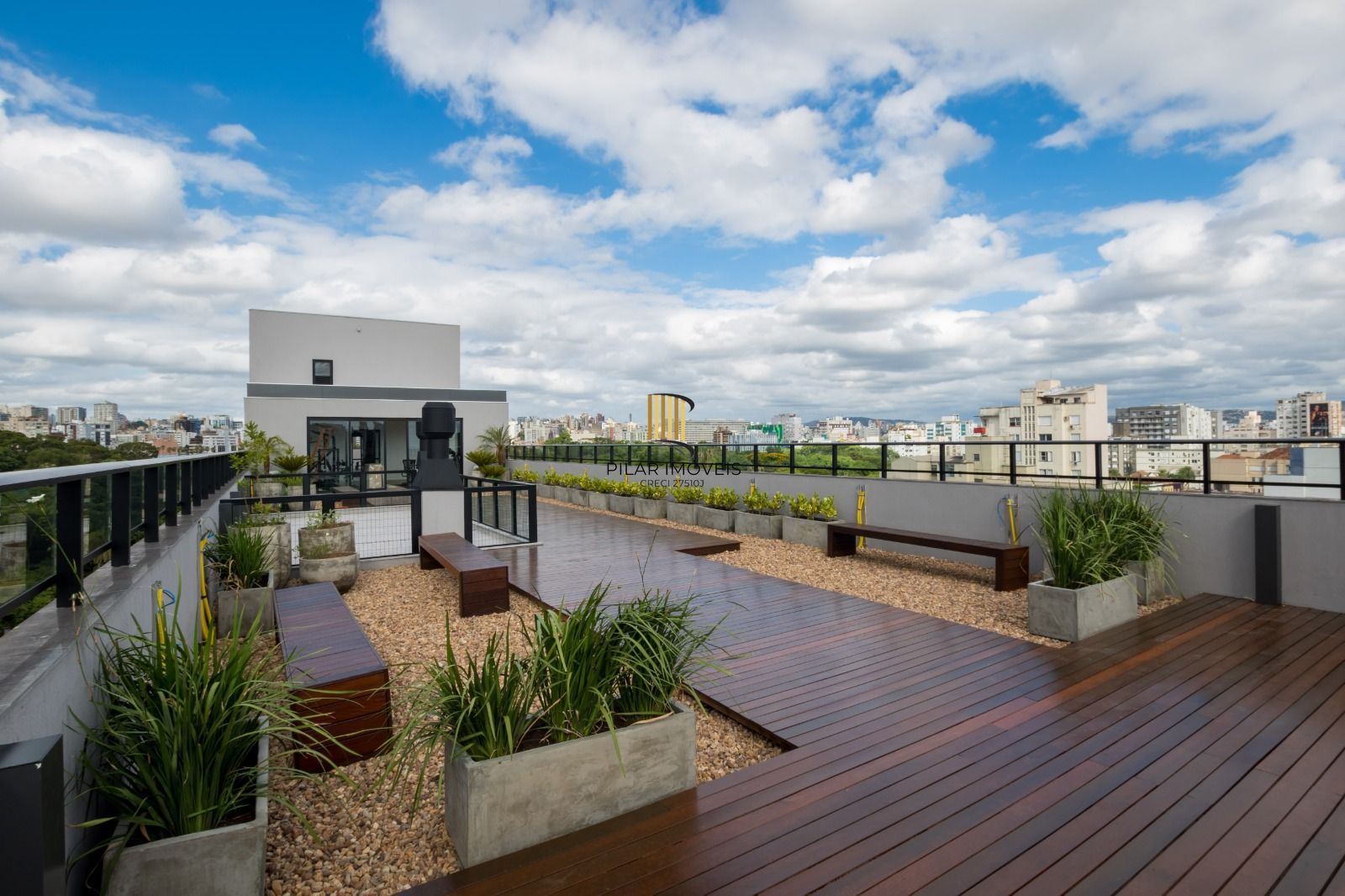 Apartamento decorado e equipado