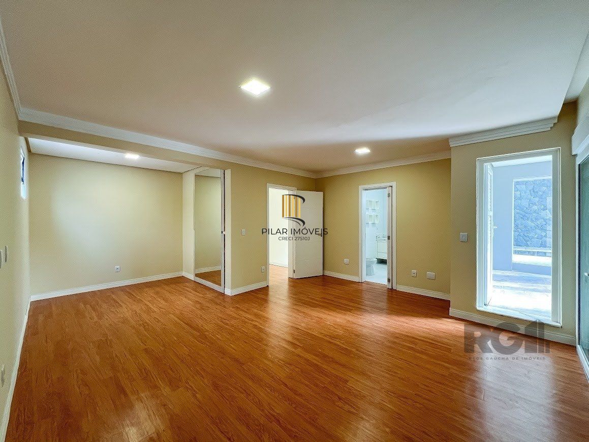 Casa Condominio 3 Dormitório(s) Bairro Querência