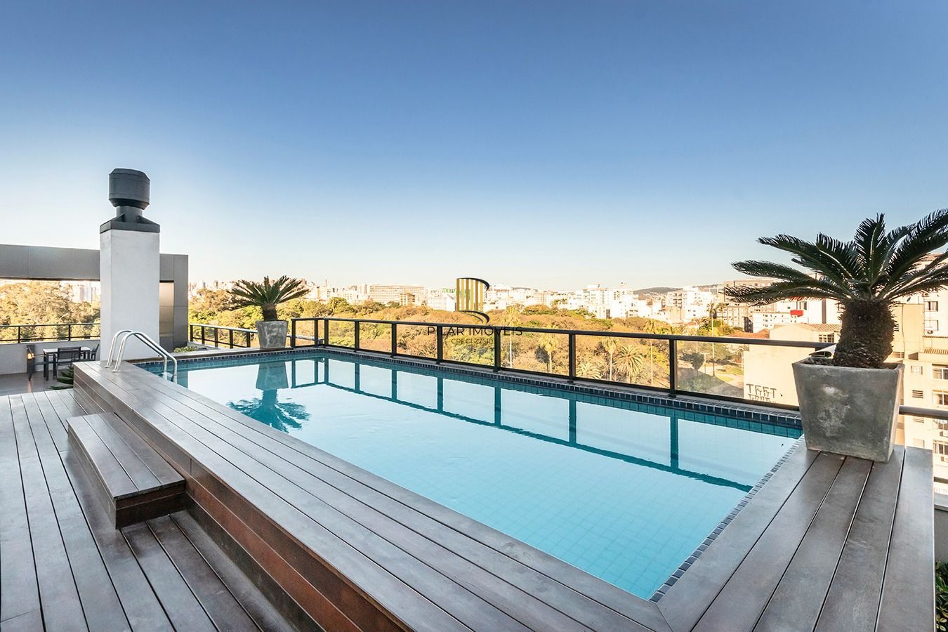 Apartamento decorado e equipado