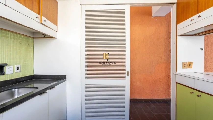 Casa Ampla com Pátio e Excelente Localização no Petrópolis