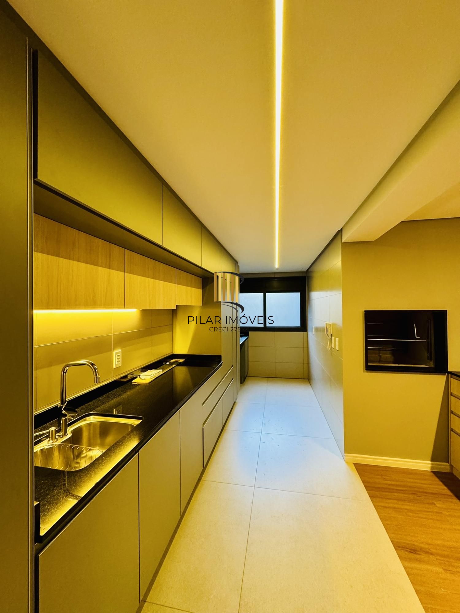 Apartamento 3 Dormitório(s) Bairro Três Figueiras