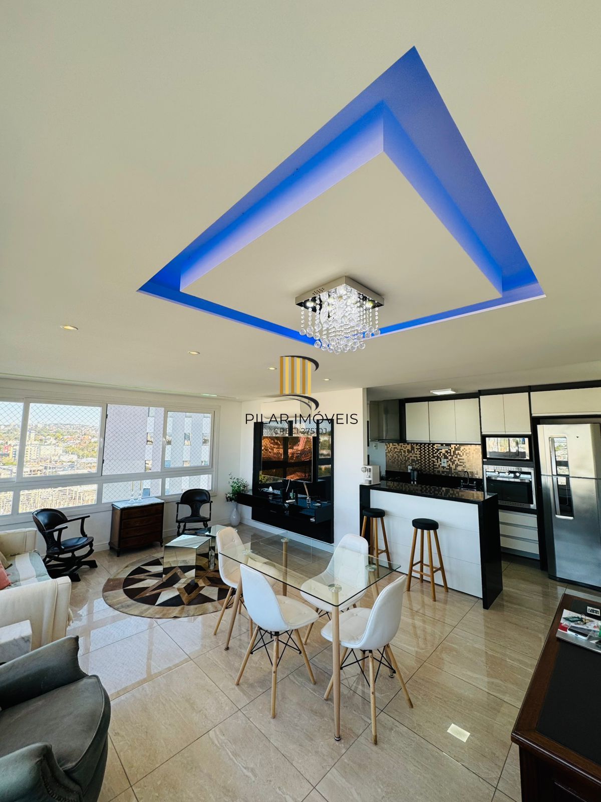 3 dormitórios, andar alto, mobiliado com lazer completo!