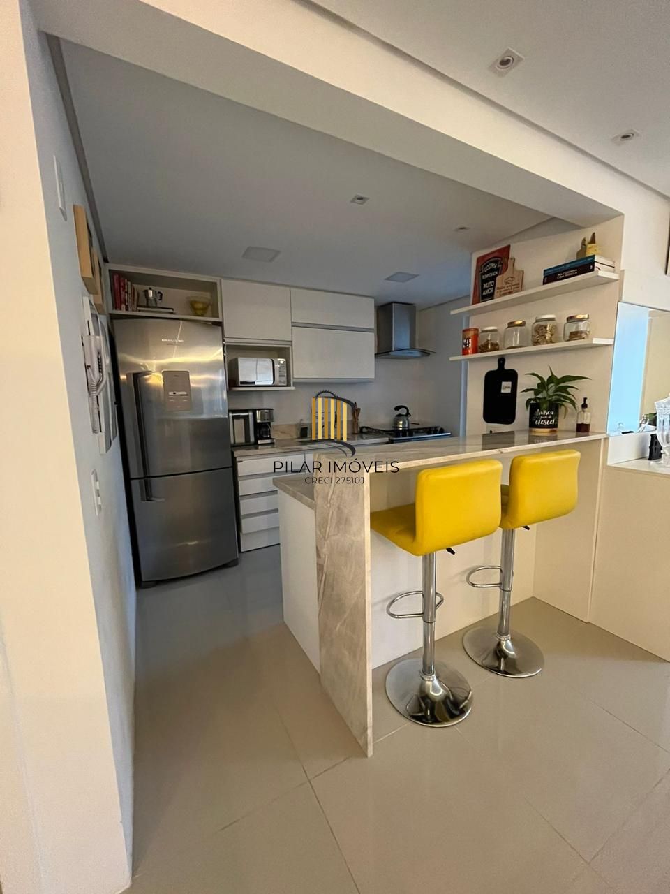 Apartamento com 90m², 2 dorm,  com vaga para 02  carros no Petrópolis.