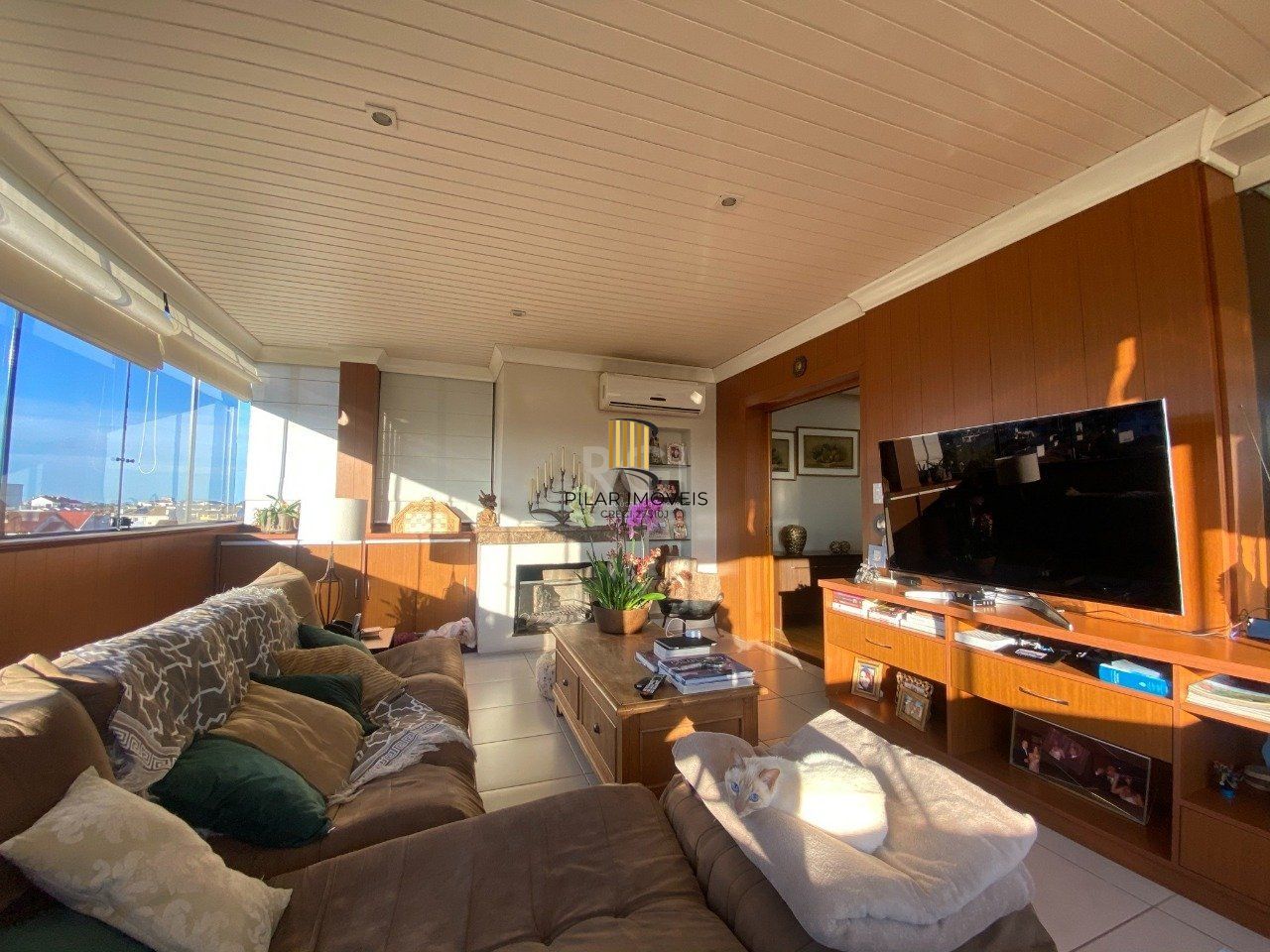 Cobertura para Venda - 278m², 3 dormitórios, sendo 1 suites, 3 vagas - Jardim Itu