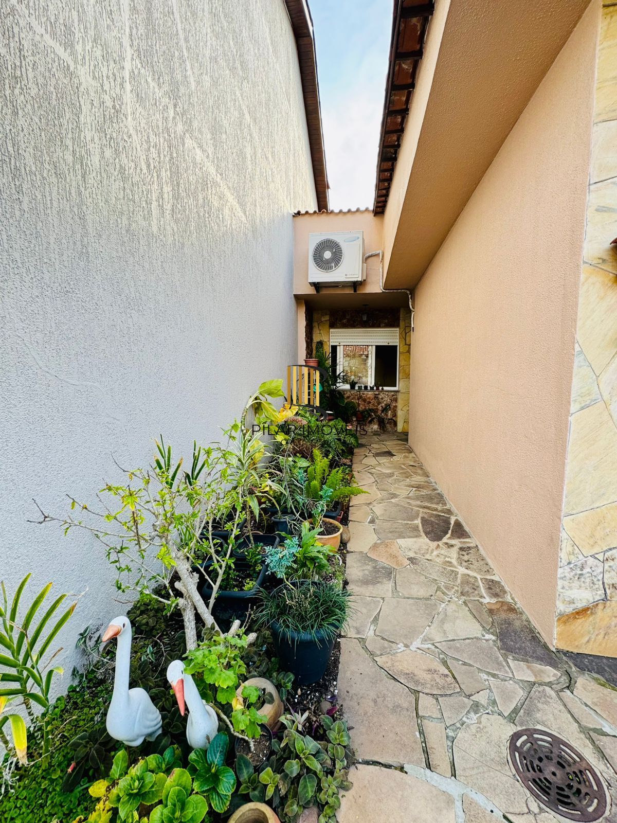 Casa 3 dorm com suite em condominio, infra completa a 5 mim do Bourbon Ipiranga