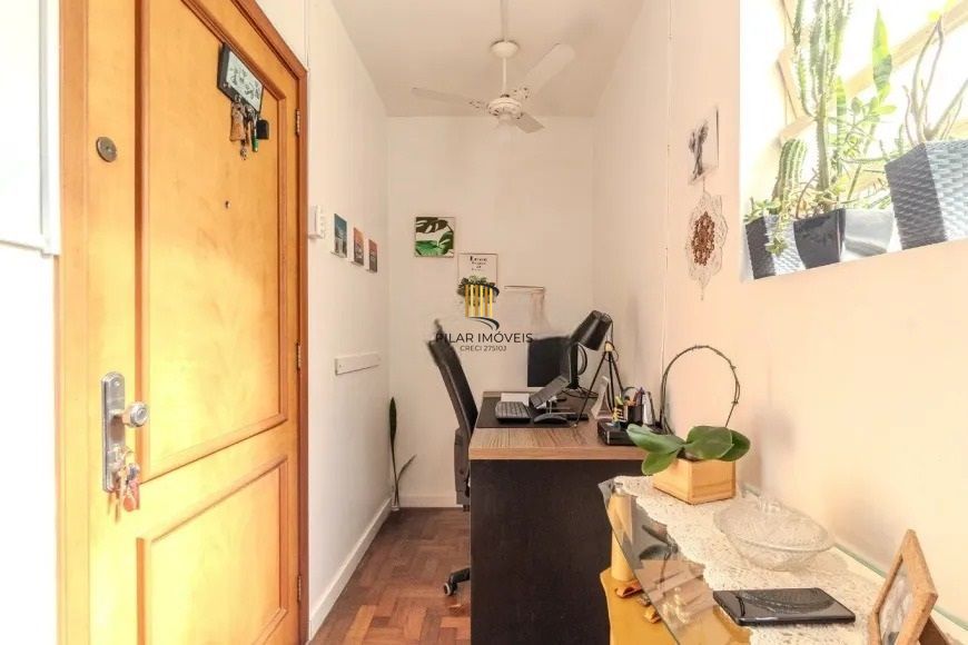 Apartamento de 3 Dormitórios com Garagem à Venda no Rio Branco, Próximo à Redenção