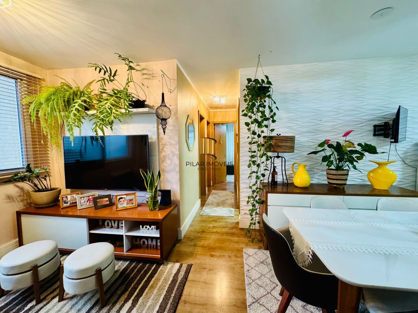Apartamento 3 dormitórios no bairro Jardim Carvalho
