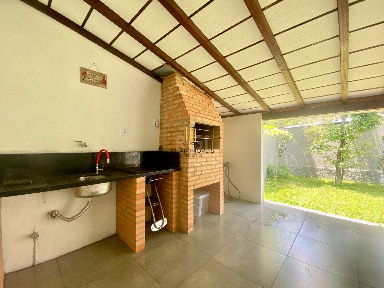 Casa 3 dormitórios no bairro Passo da Areia