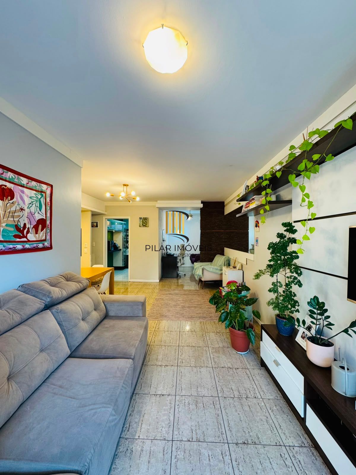 Bela Vista: Apartamento com 2 Dormitórios e 2 Vagas em Localização Privilegiada