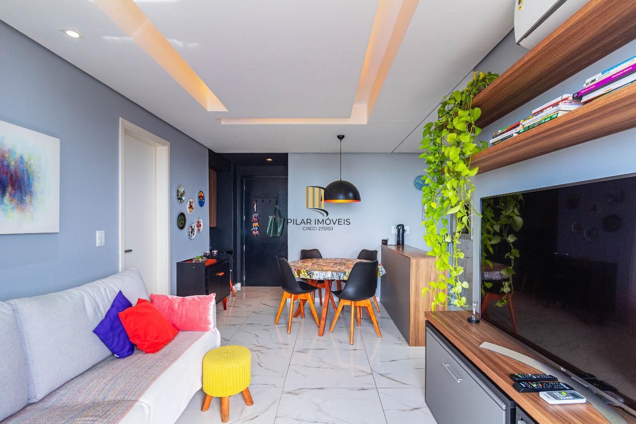 Apartamento de 1 dormitório mobiliado no pornto mais alto do Petrópolis,