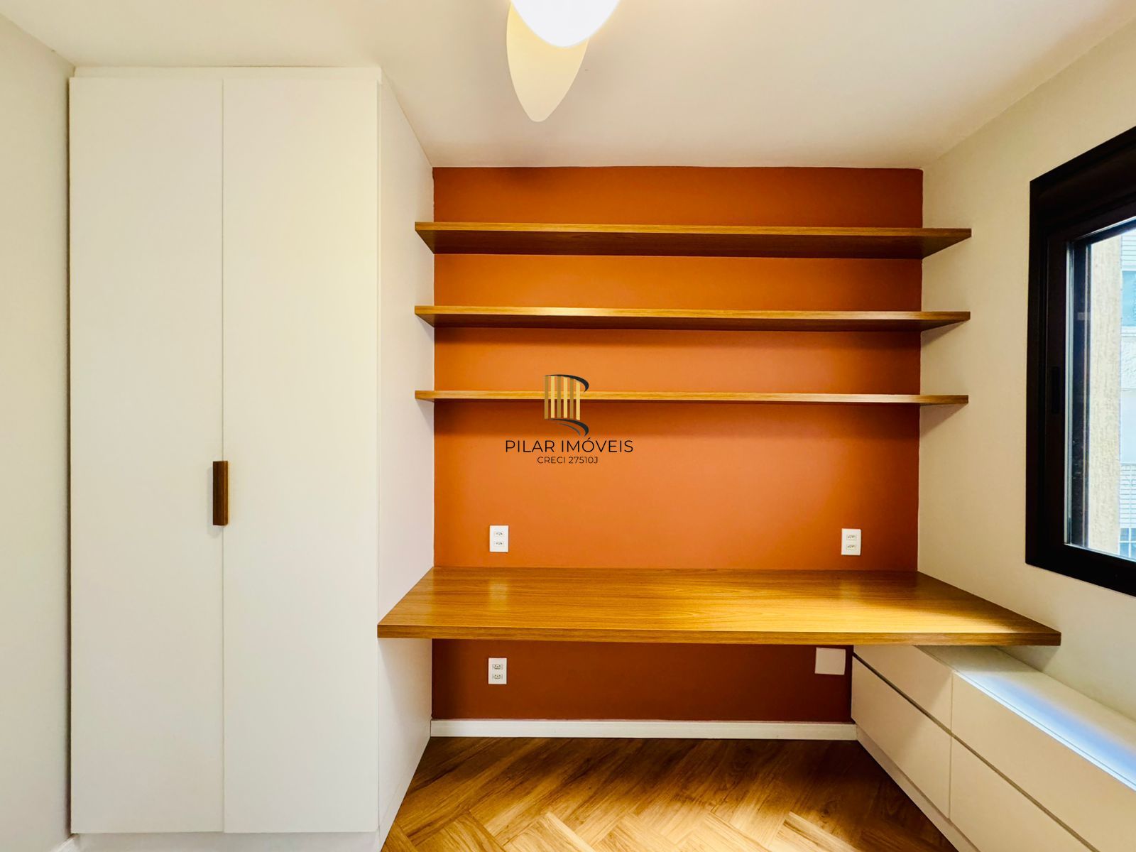 Apartamento Garden à Venda no Petrópolis – 2 Dormitórios, Suíte e 2 Vagas | Porto Alegre