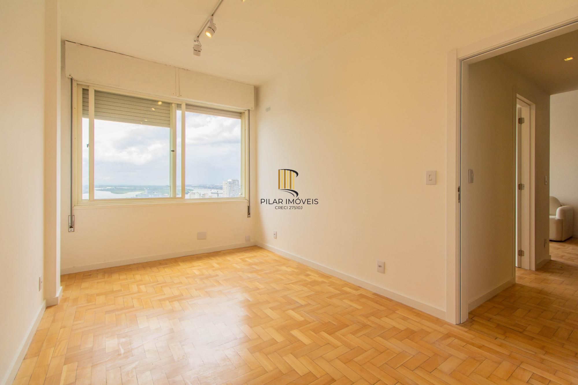 🌅  2 dormitórios junto ao Hospital Santa Casa, Reformado com Vista Única para o Guaíba