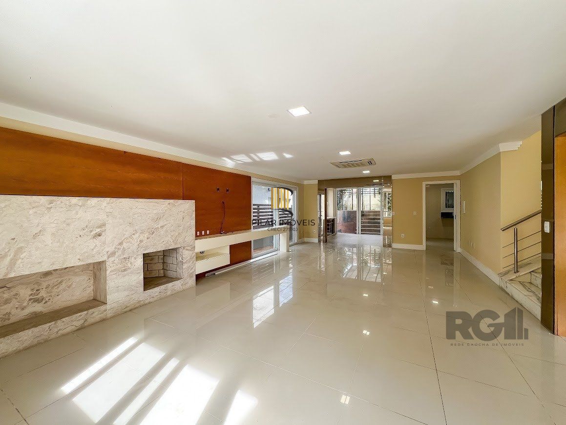 Casa Condominio 3 Dormitório(s) Bairro Querência