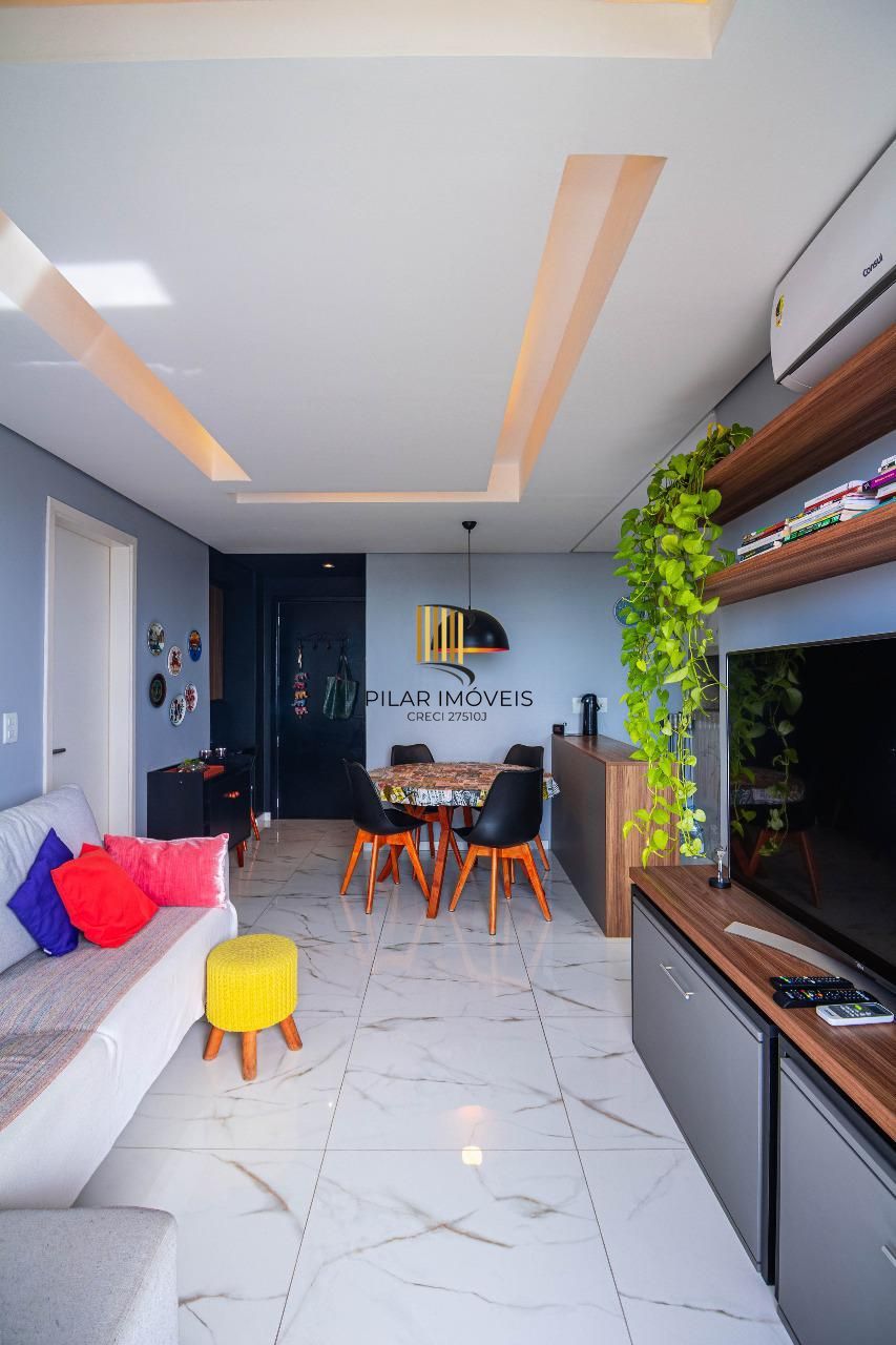 Apartamento de 1 dormitório mobiliado no pornto mais alto do Petrópolis,