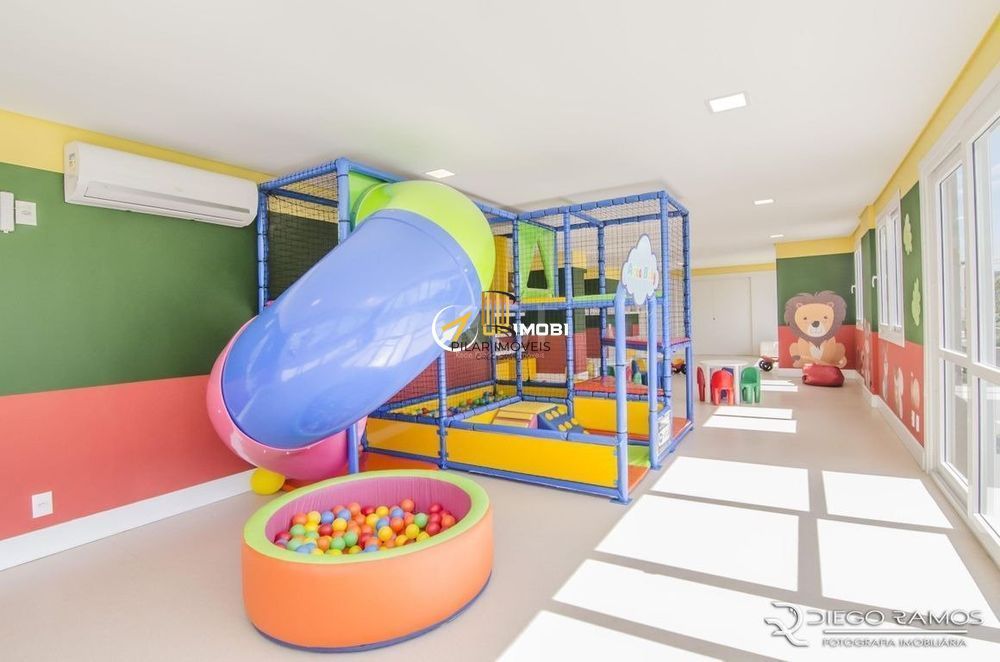 2 dormitórios, andar alto, mobiliado com lazer completo!