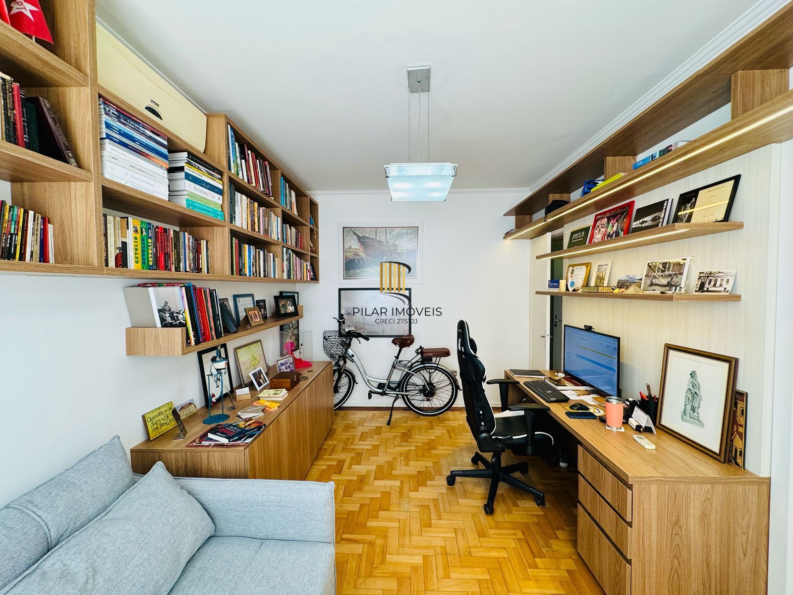 Excelente Apartemento 2 dorm com duas suites e lavabo
