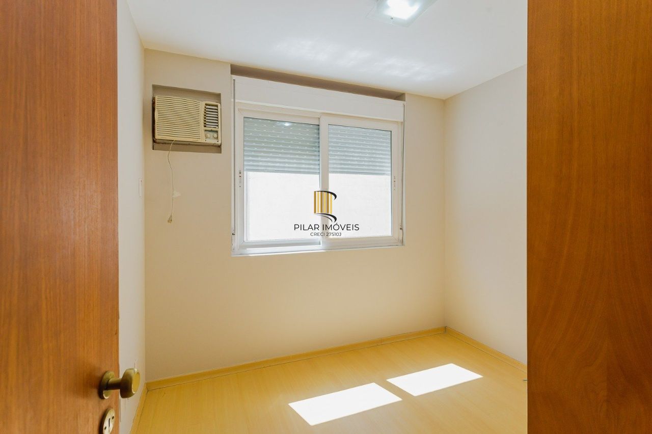 Cobertura charmosa com terraço e 2 vagas no Petrópolis