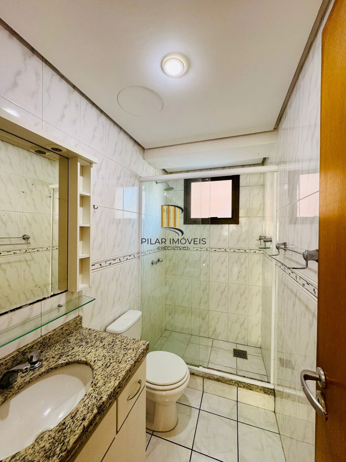 🏙️ Apartamento mobiliado à venda no coração do Petrópolis – Porto Alegre