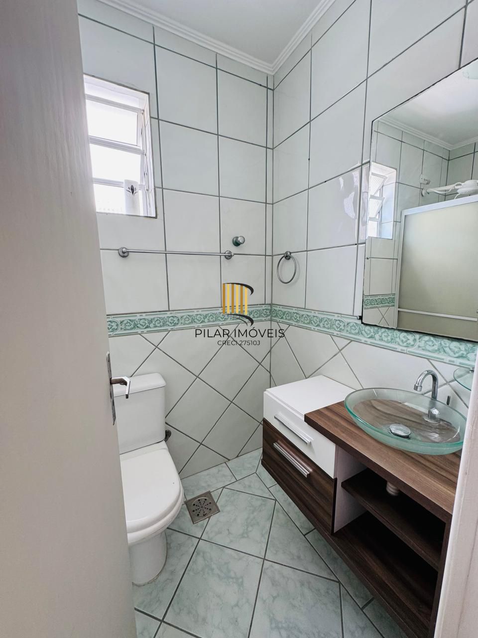 Apartamento 2 dormitórios no bairro Passo da Areia