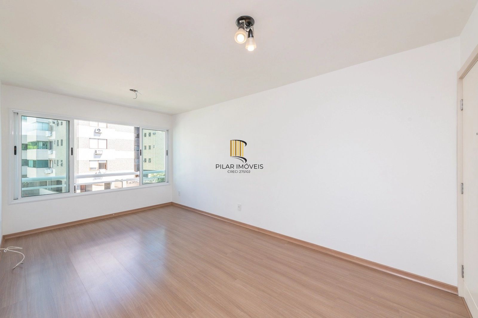 🏡 Apartamento 2 Dormitórios com Vaga no Petrópolis