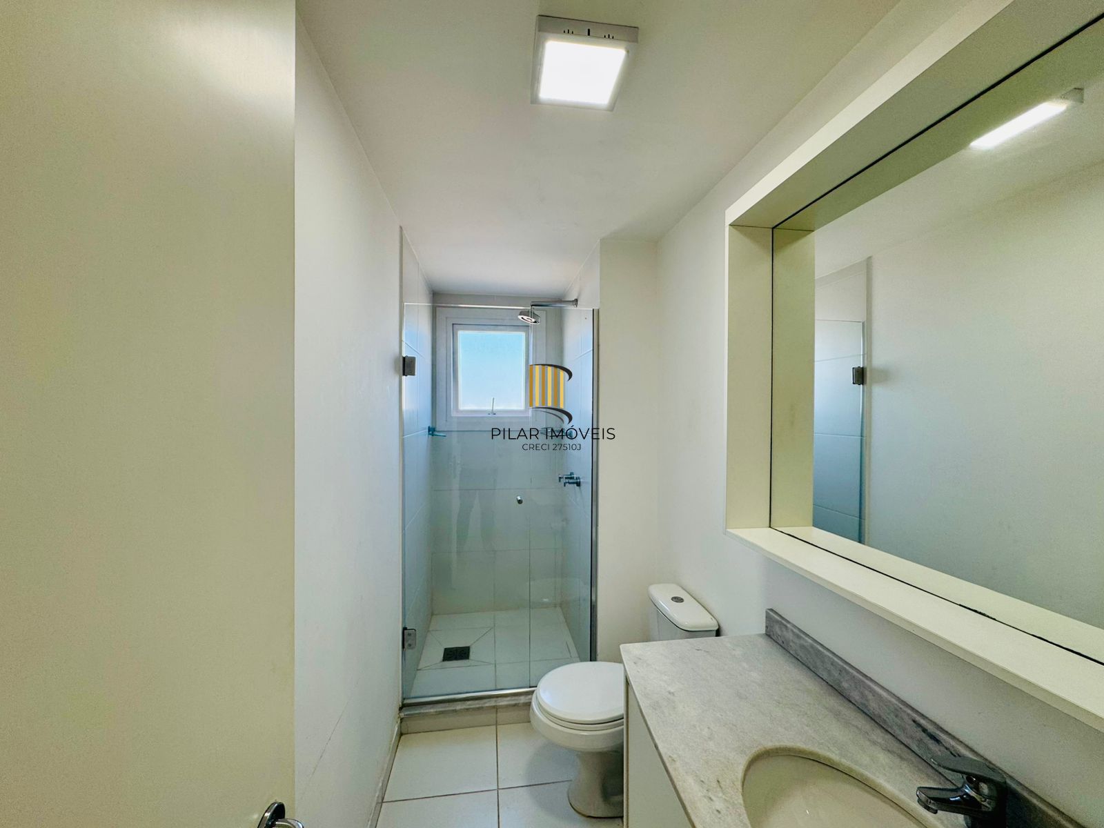 3 dormitórios, andar alto, mobiliado com lazer completo!