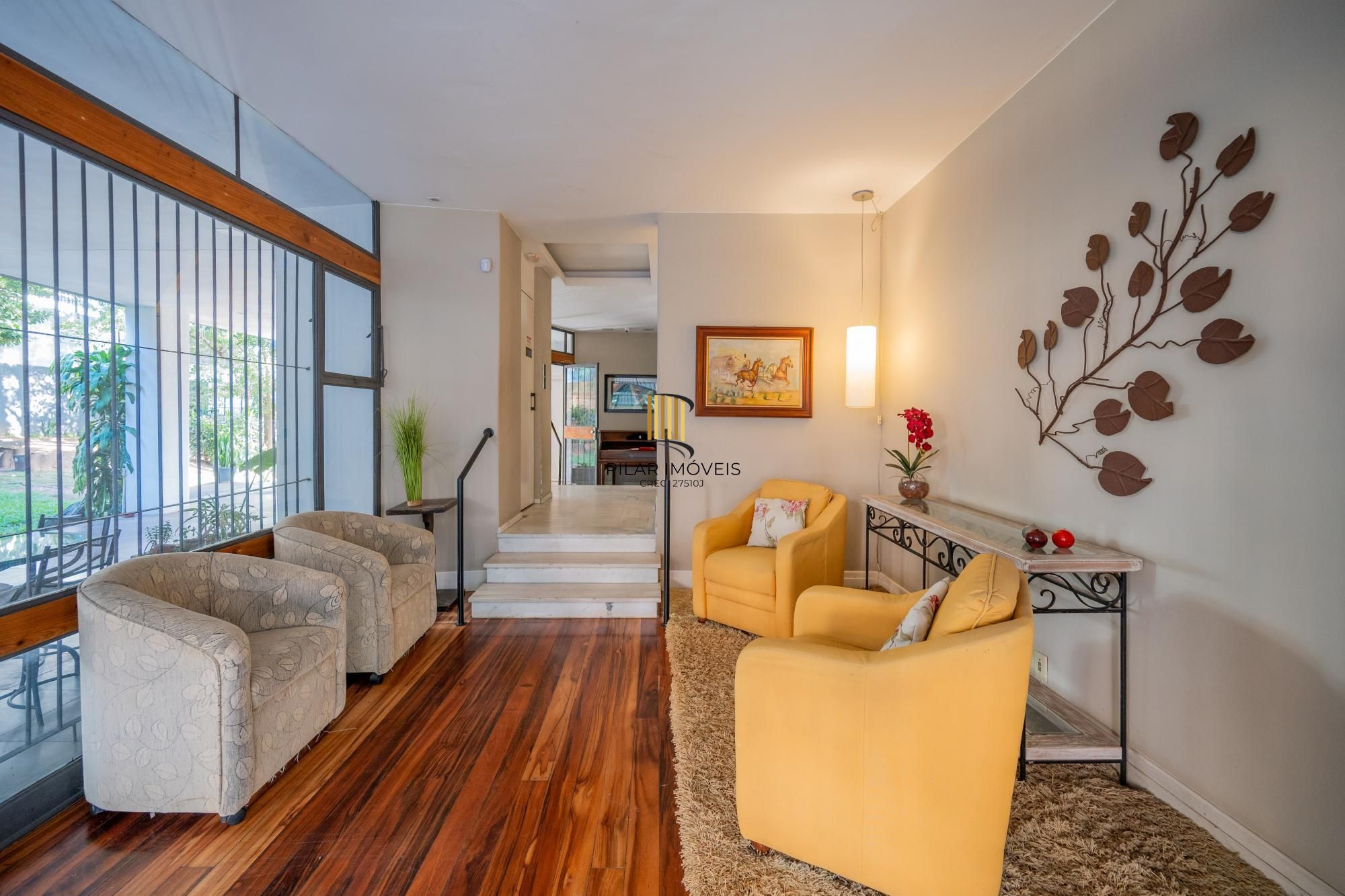 Apartamento com 3 suítes com vista e totalmente reforamdo no Moinhos de Vento