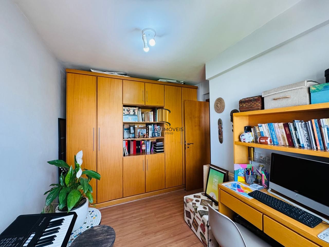 Apartamento 3 dormitórios, 3 banheiros e 2 vagas no Petrópolis