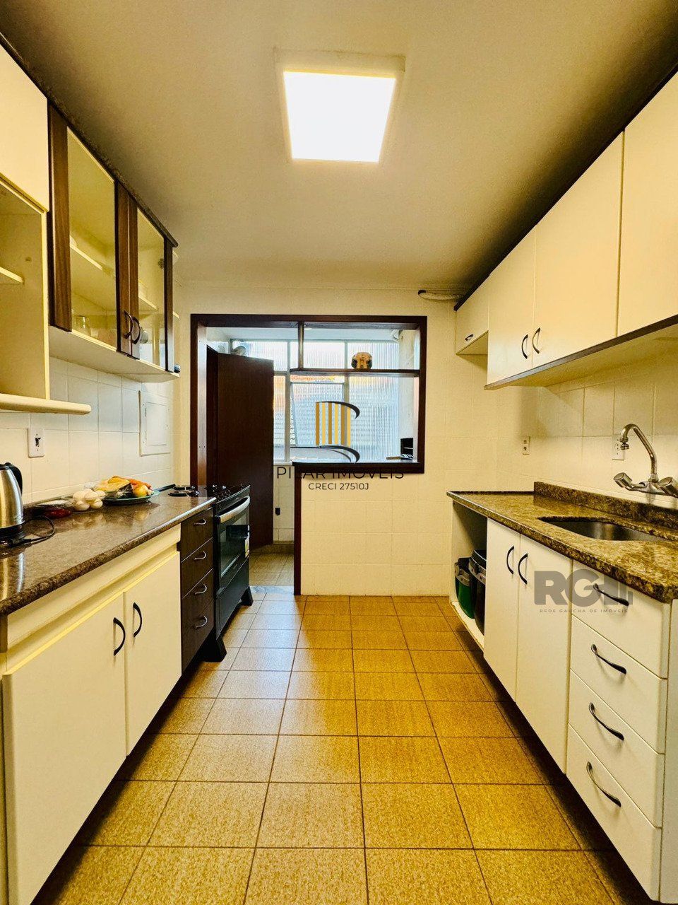Apartamento 3 dormitorios com duas vagas escrituradas