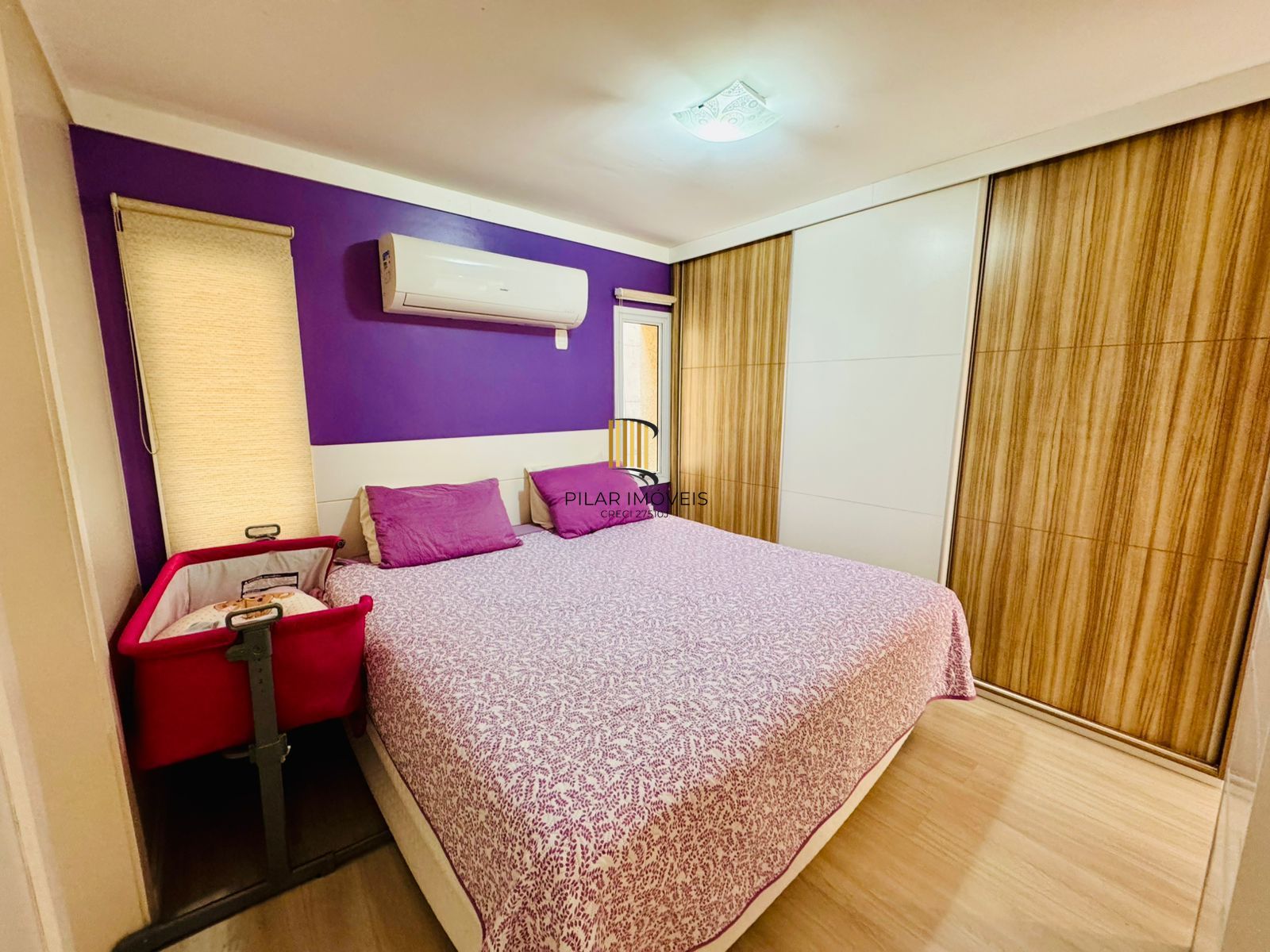 Duplex na Bela Vista, 2 dormitórios com espaço para home office, lareira e 2 vagas