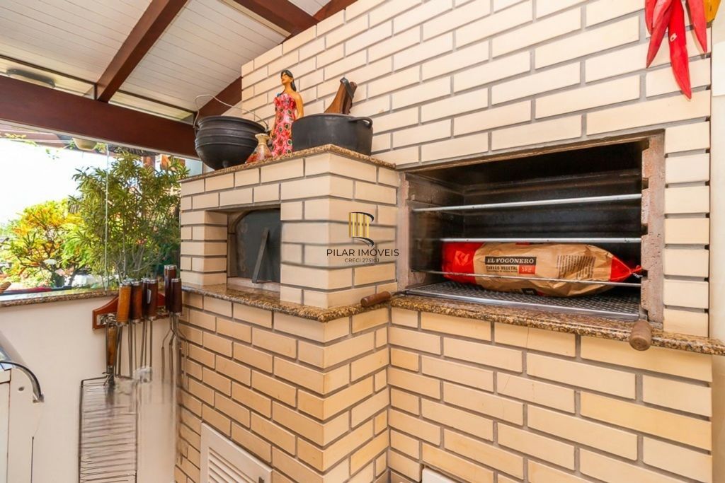 Cobertura Reformada com Terraço, Espaço Gourmet e Vista da Cidade