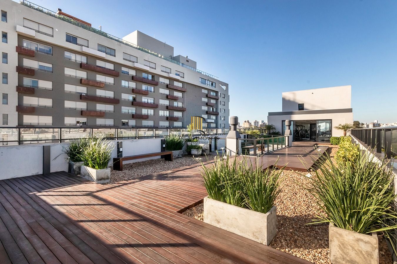 Apartamento decorado e equipado