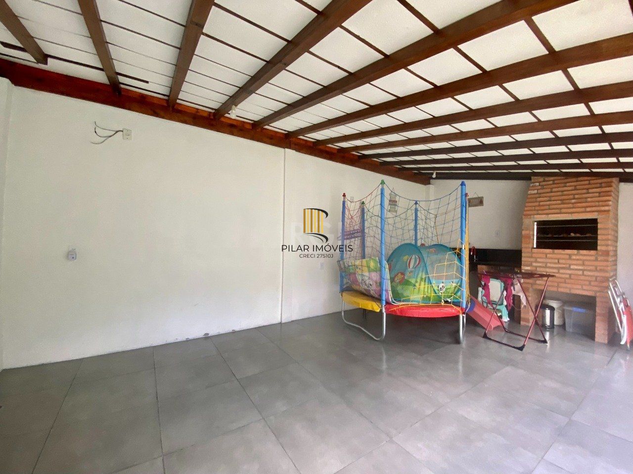Casa 3 dormitórios no bairro Passo da Areia
