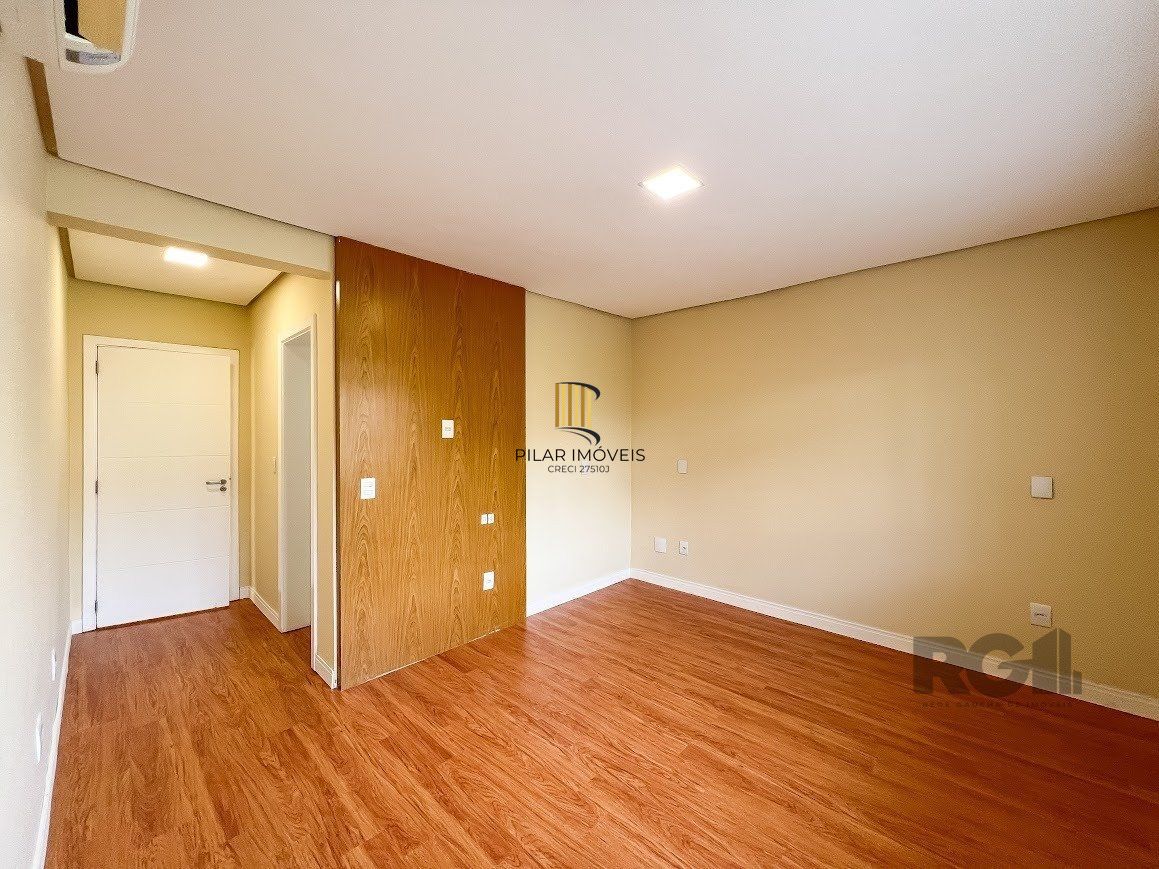 Casa Condominio 3 Dormitório(s) Bairro Querência