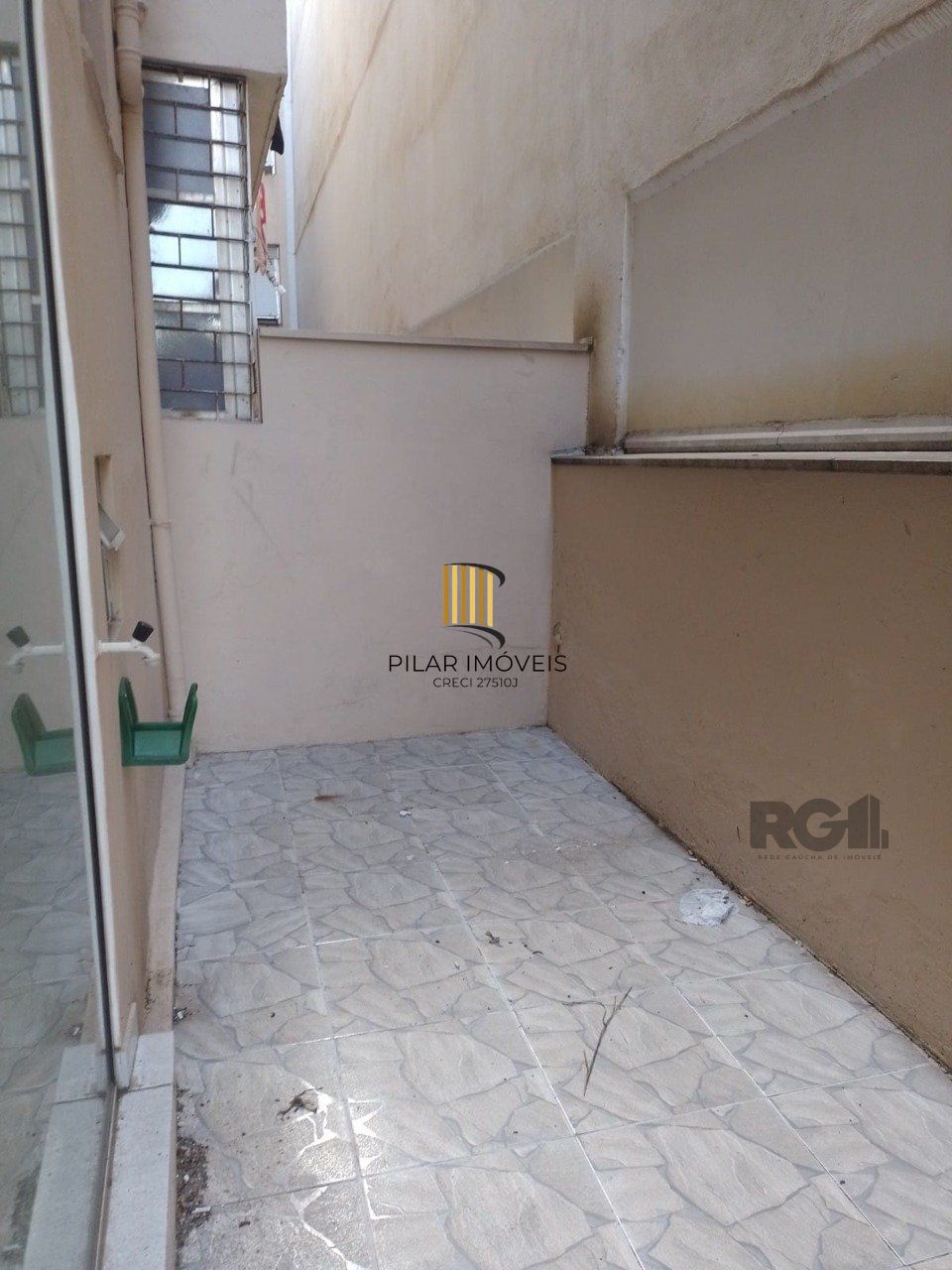 Apartamento 2 dormitórios no bairro Floresta - Pilar Imóveis