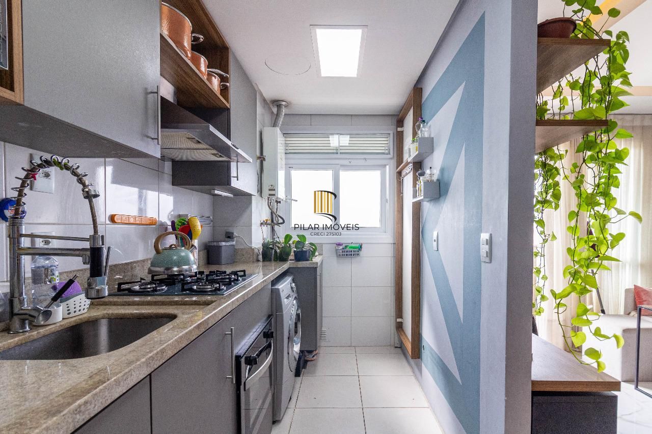 Apartamento de 1 dormitório mobiliado no pornto mais alto do Petrópolis,