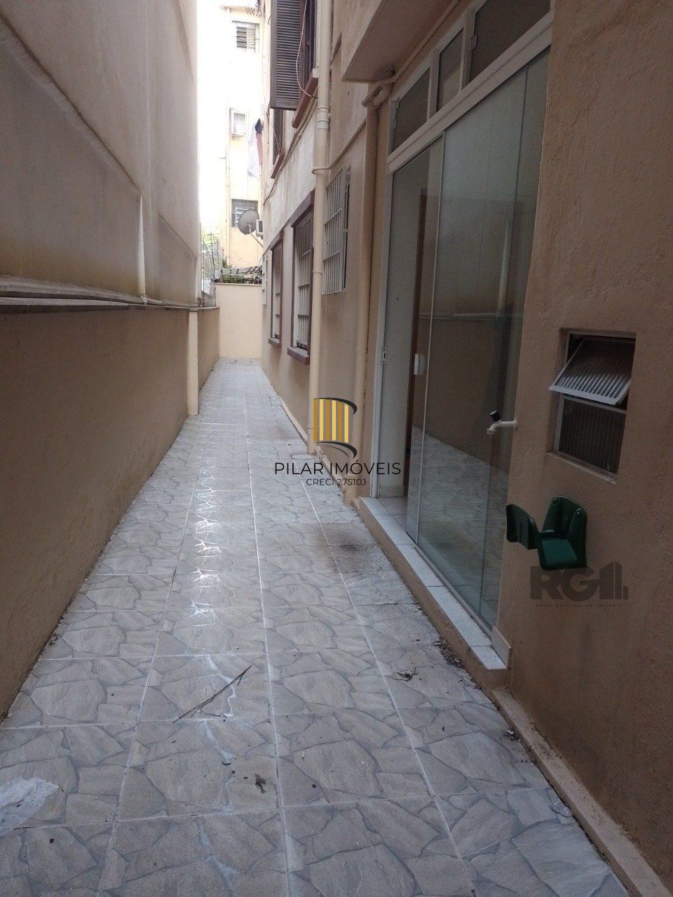Apartamento 2 dormitórios no bairro Floresta