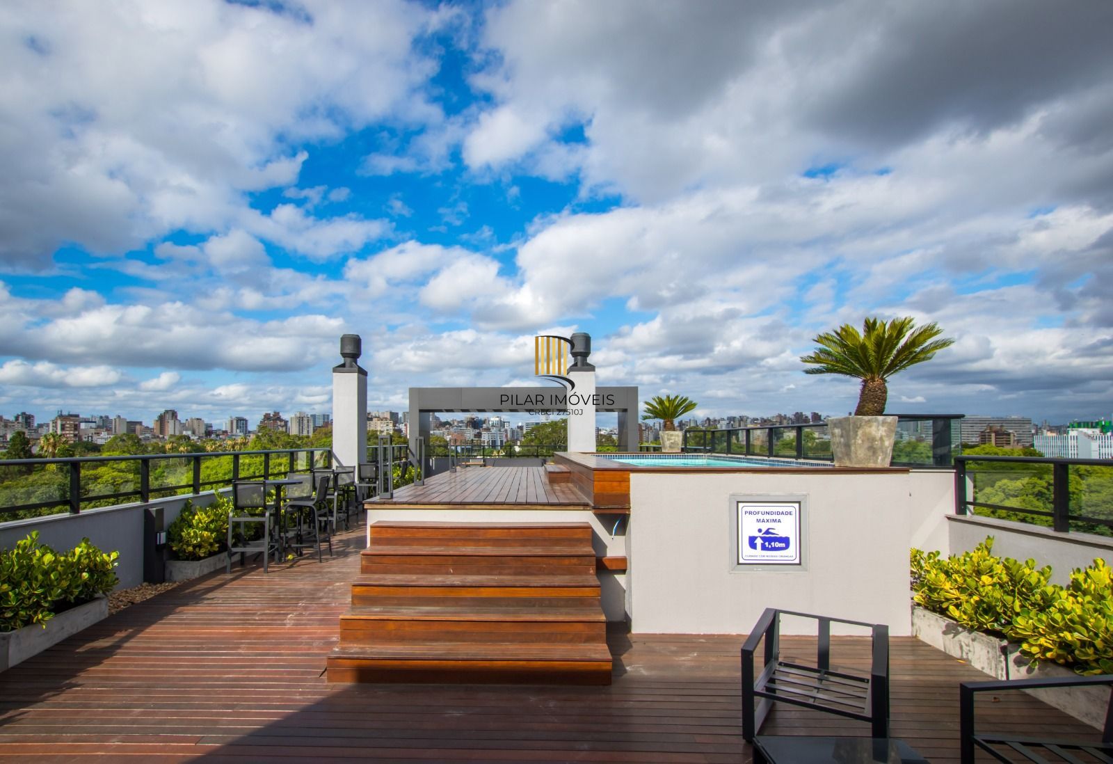 Apartamento decorado e equipado