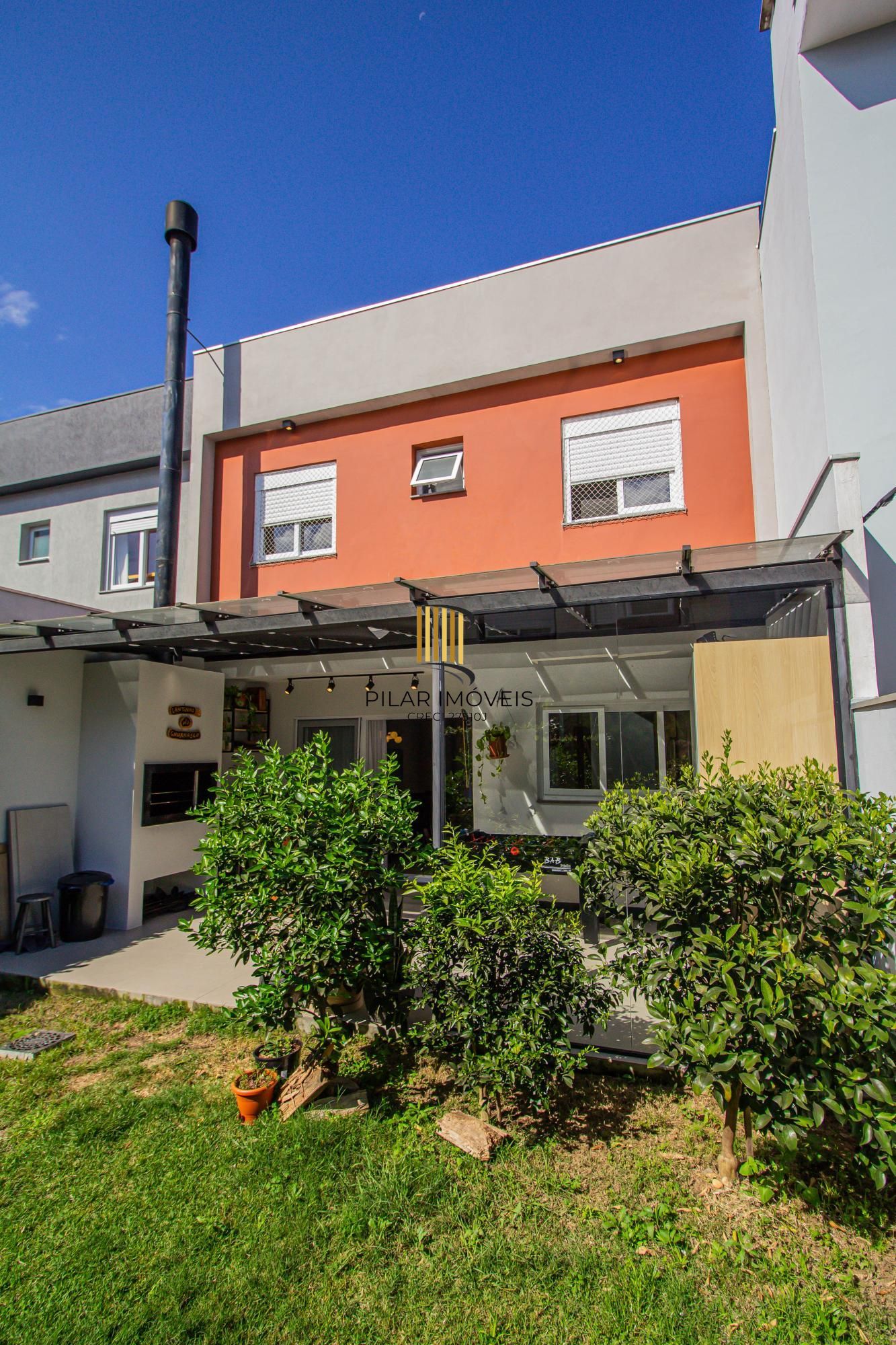 Casa em condominio, com espaçp e segurança para sua familia!