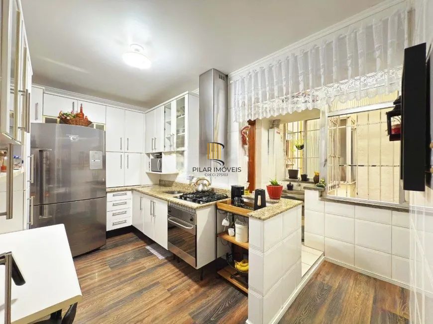 Apartamento 3 Dormitórios com 110m² no Menino Deus