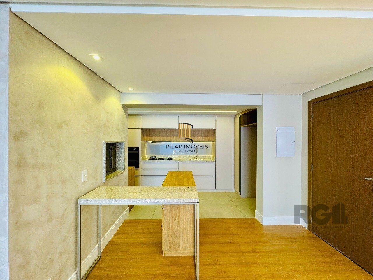 Apartamento 3 dormitórios no bairro Três Figueiras