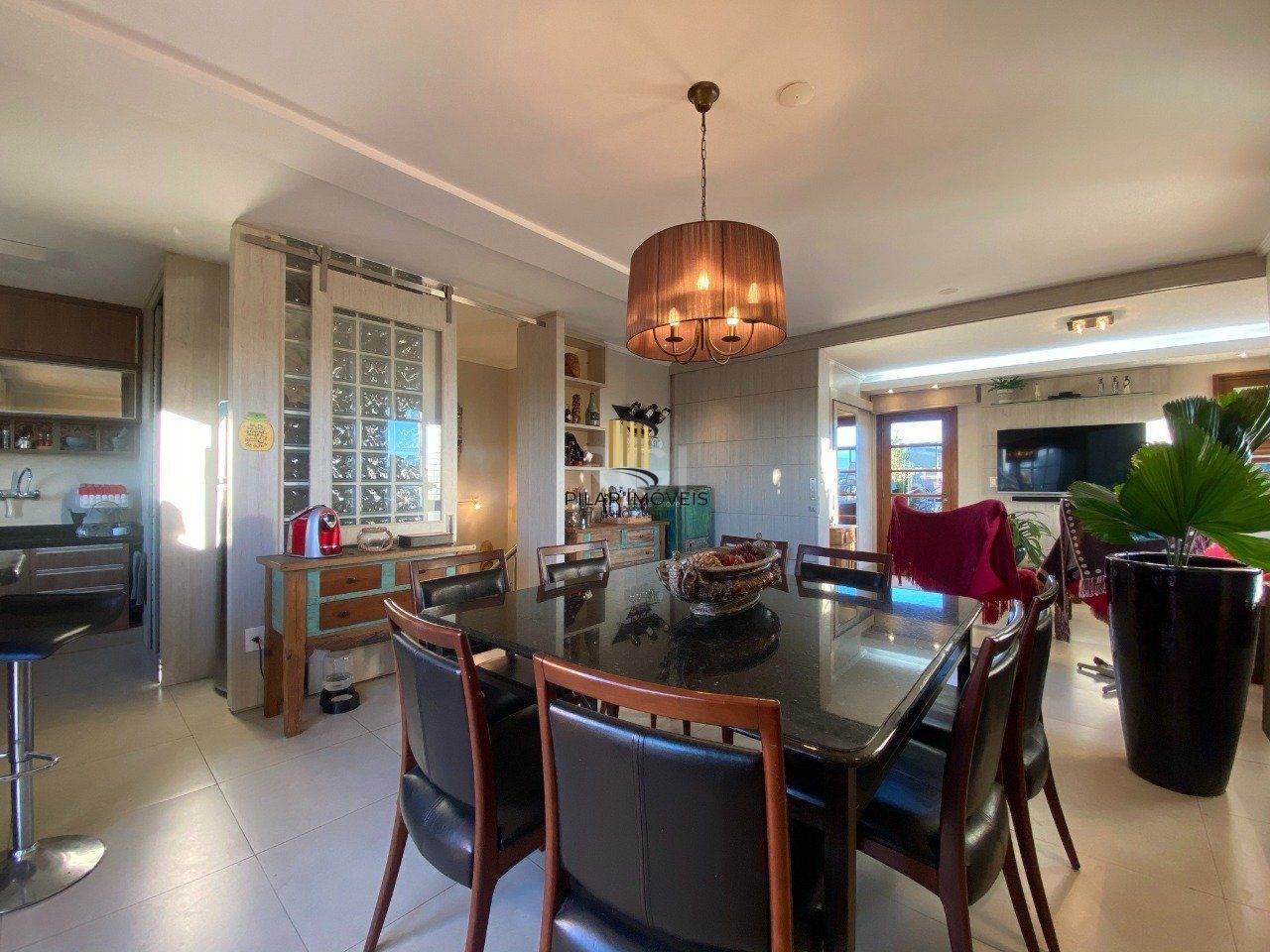 Cobertura para Venda - 278m², 3 dormitórios, sendo 1 suites, 3 vagas - Jardim Itu