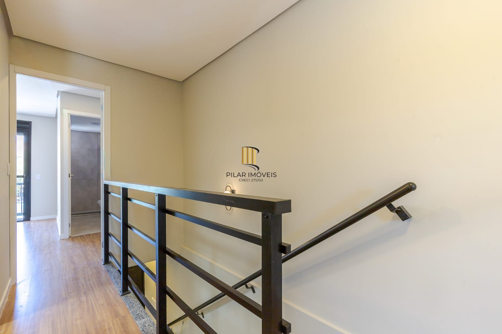 Casa Condominio para Venda - 94.47m², 3 dormitórios, sendo 1 suites, 1 vaga - Medianeira