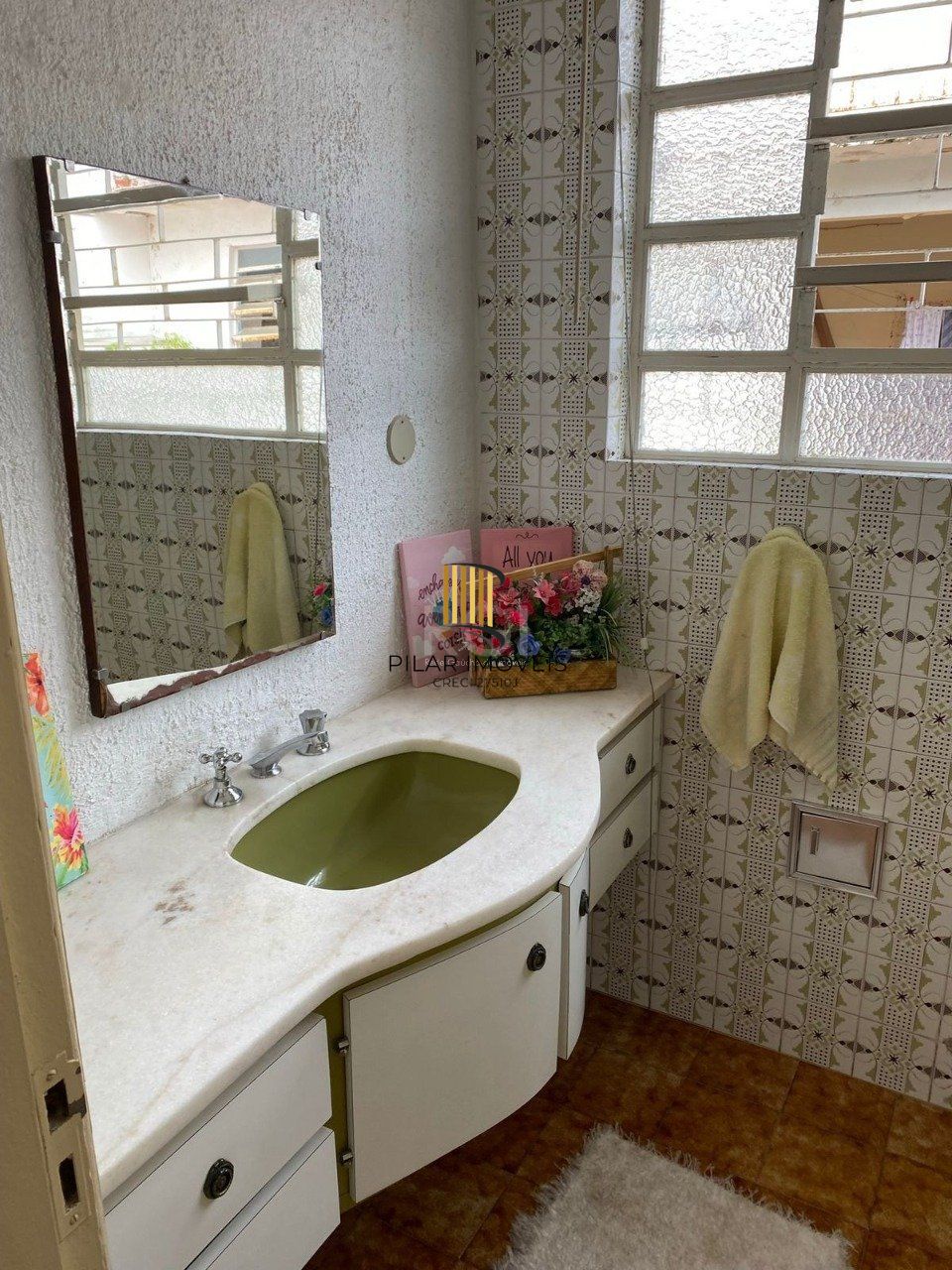 Casa para Venda - 330m², 4 dormitórios, sendo 2 suites, 5 vagas - Jardim Itu