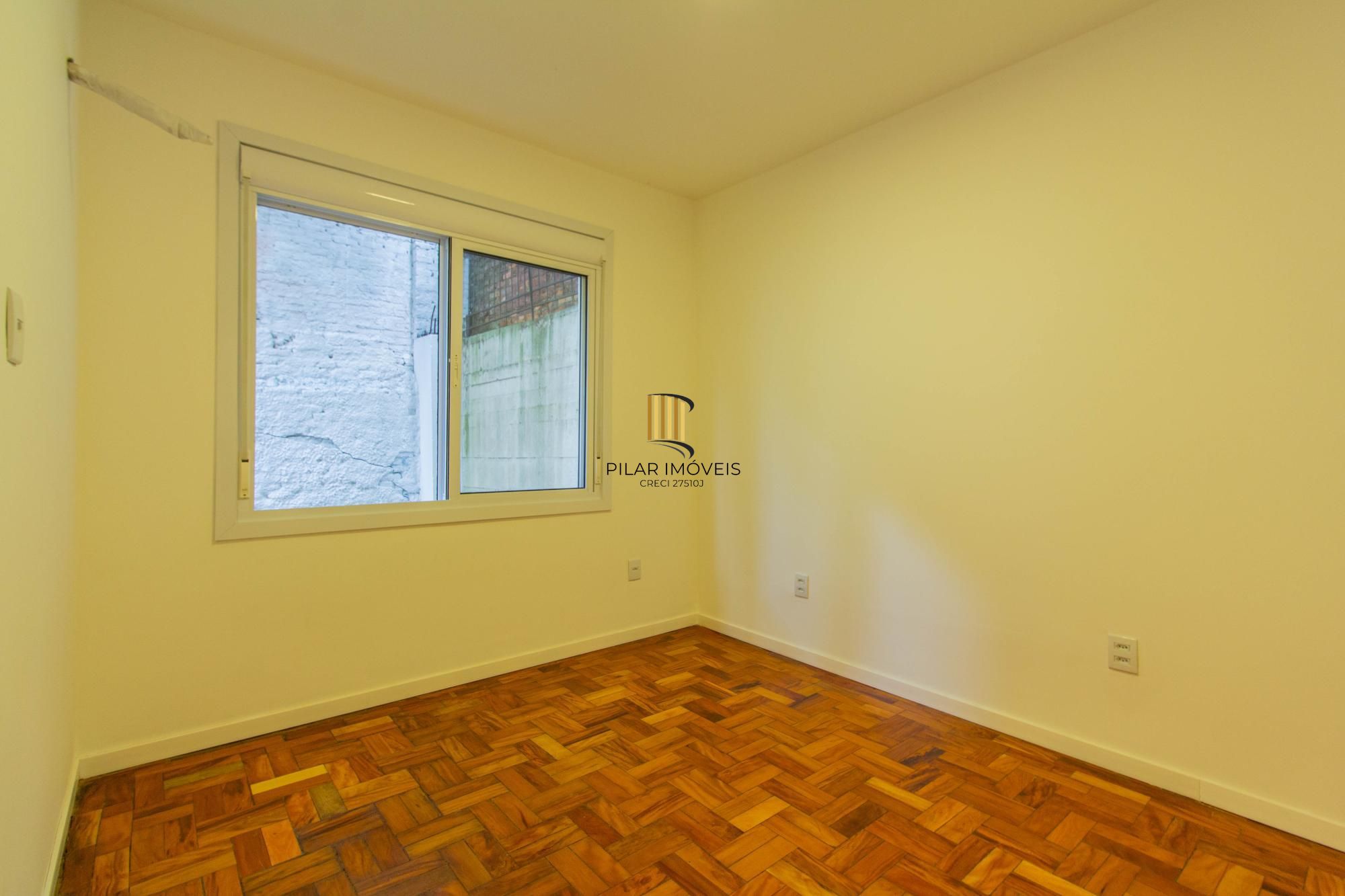 Apartamento Reformado e Semi Mobiliado no Bom Fim