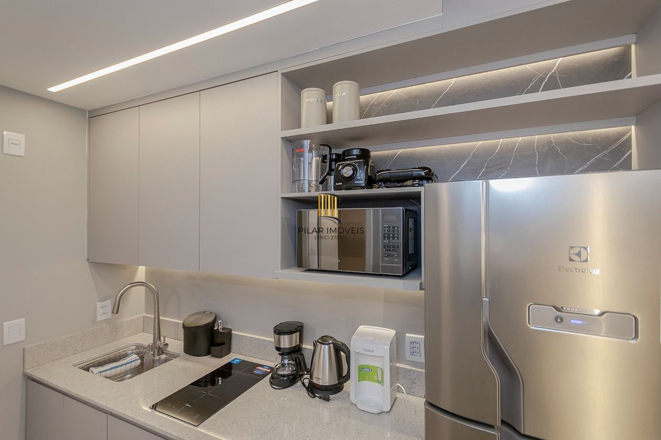 Stúdio mobilado e decorado pronto para mudar