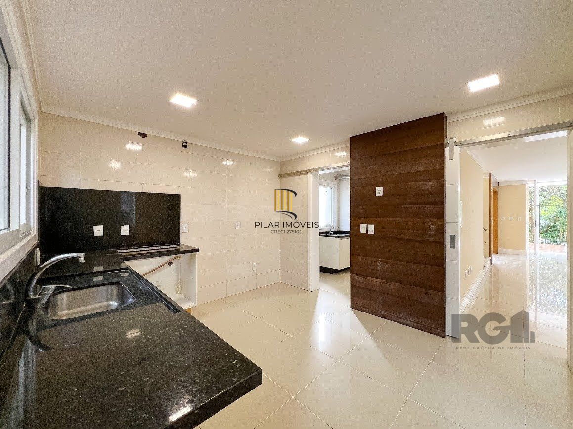 Casa Condominio 3 Dormitório(s) Bairro Querência