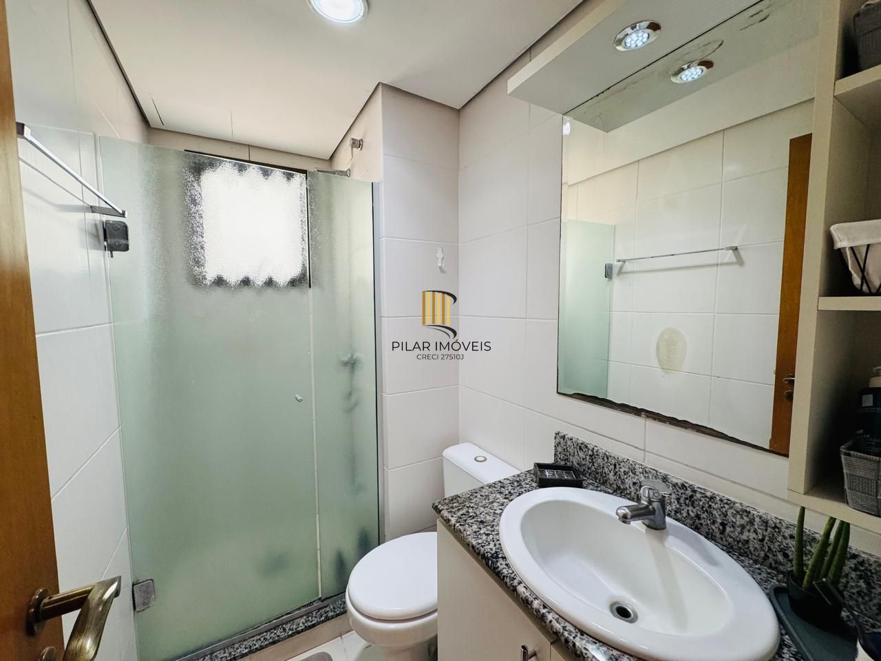 Apartamento 3 dormitórios, 3 banheiros e 2 vagas no Petrópolis