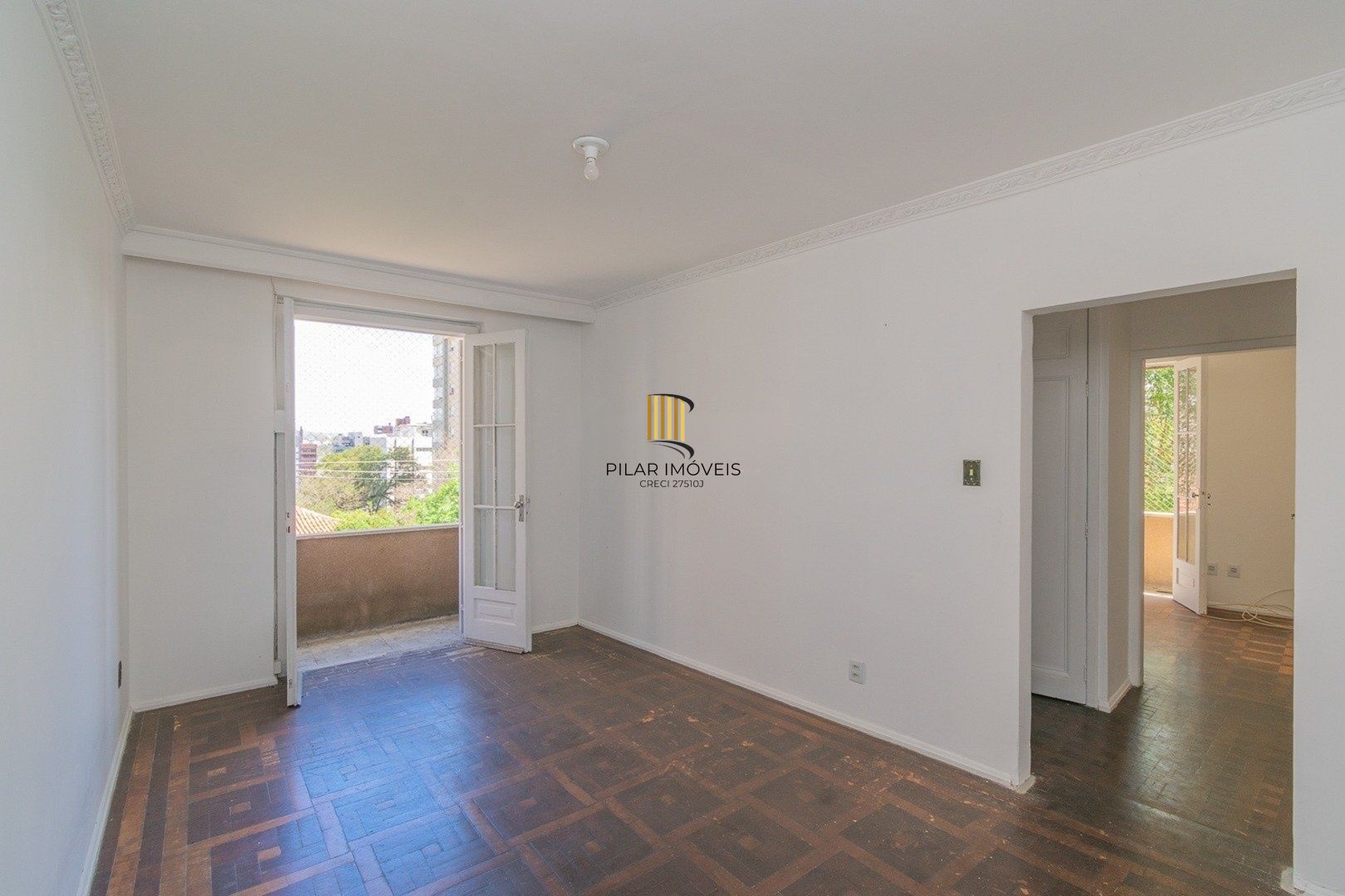 Apartamento Amplo de Esquina com 93m² no Bairro Petrópolis